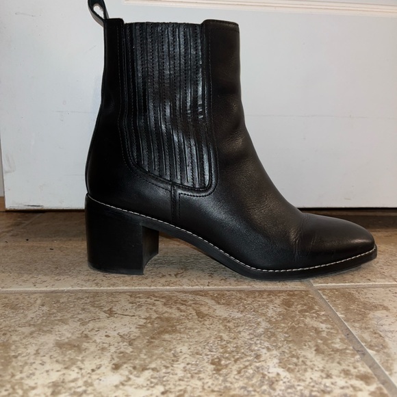 Black Heeled Boot - Picture 4 of 4